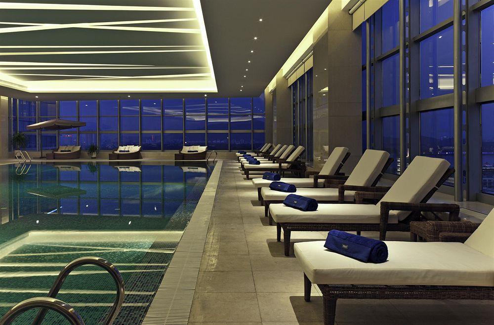 The Westin Nanjing Xuanwu Lake Esterno foto