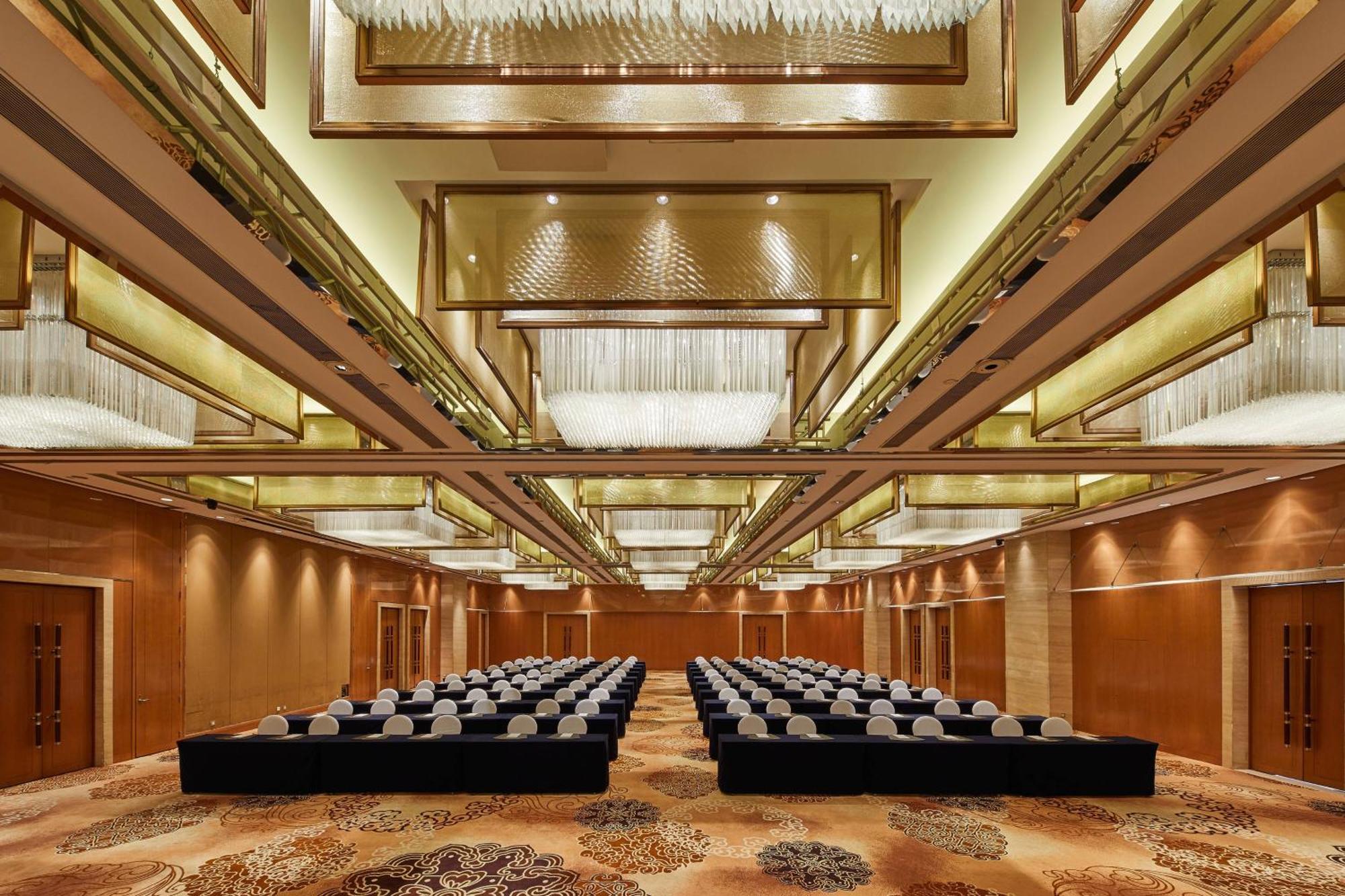 The Westin Nanjing Xuanwu Lake Esterno foto