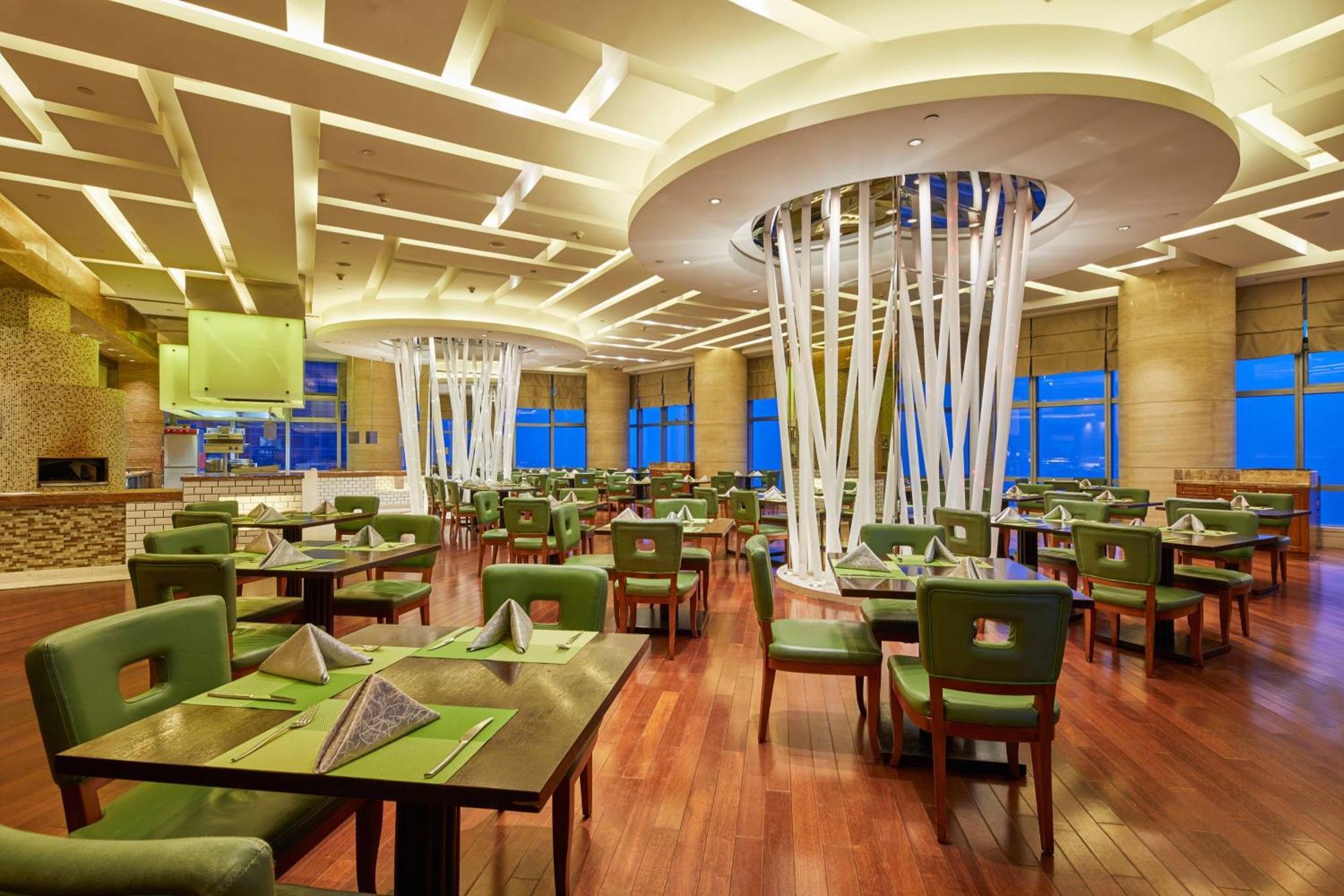 The Westin Nanjing Xuanwu Lake Esterno foto