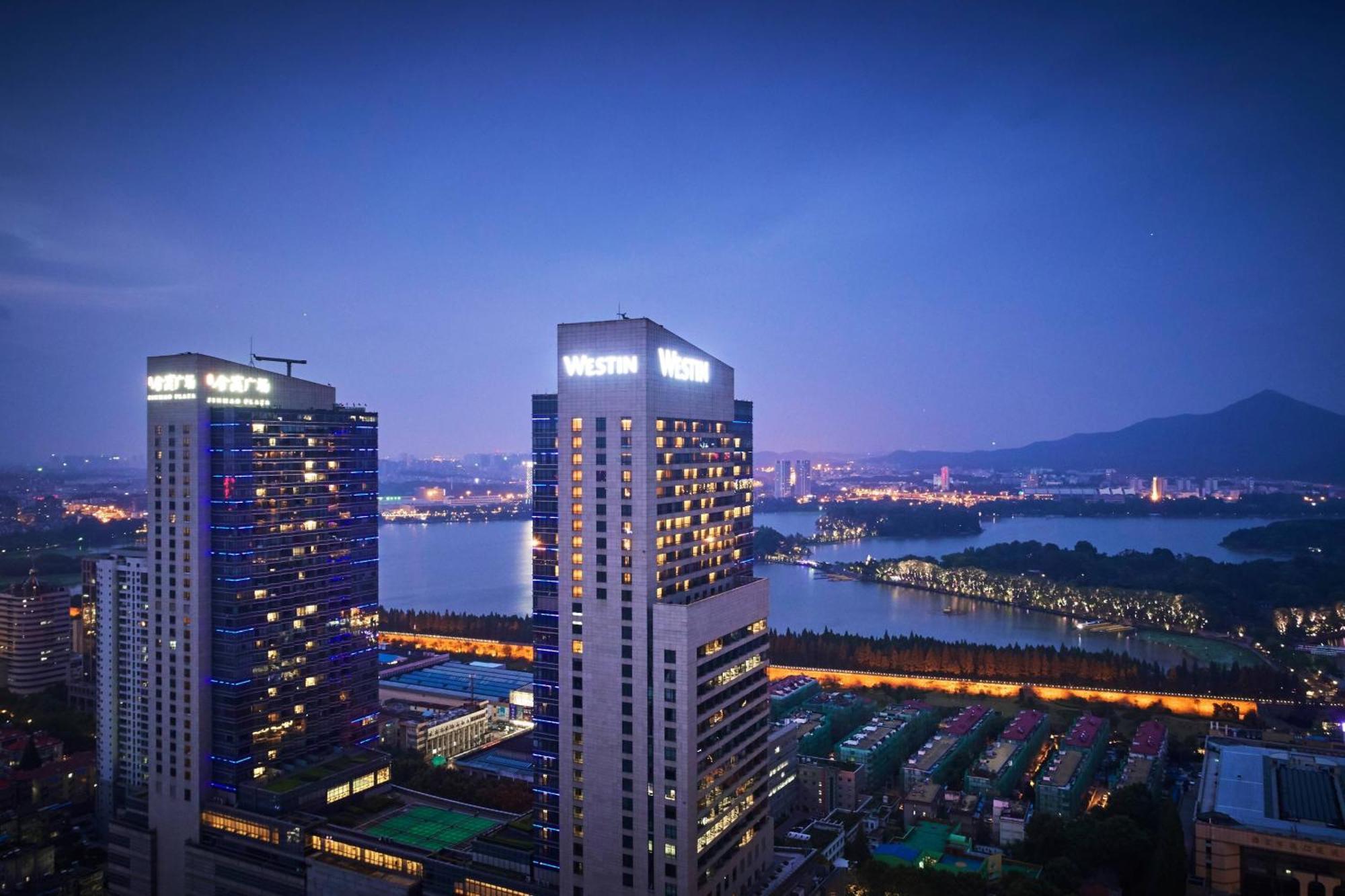 The Westin Nanjing Xuanwu Lake Esterno foto