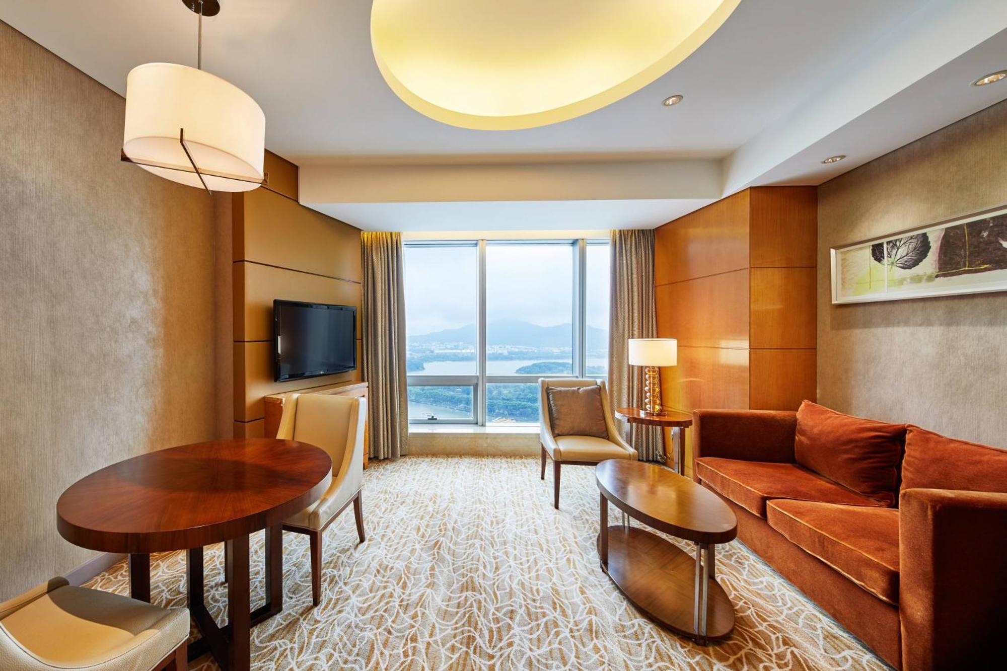 The Westin Nanjing Xuanwu Lake Esterno foto
