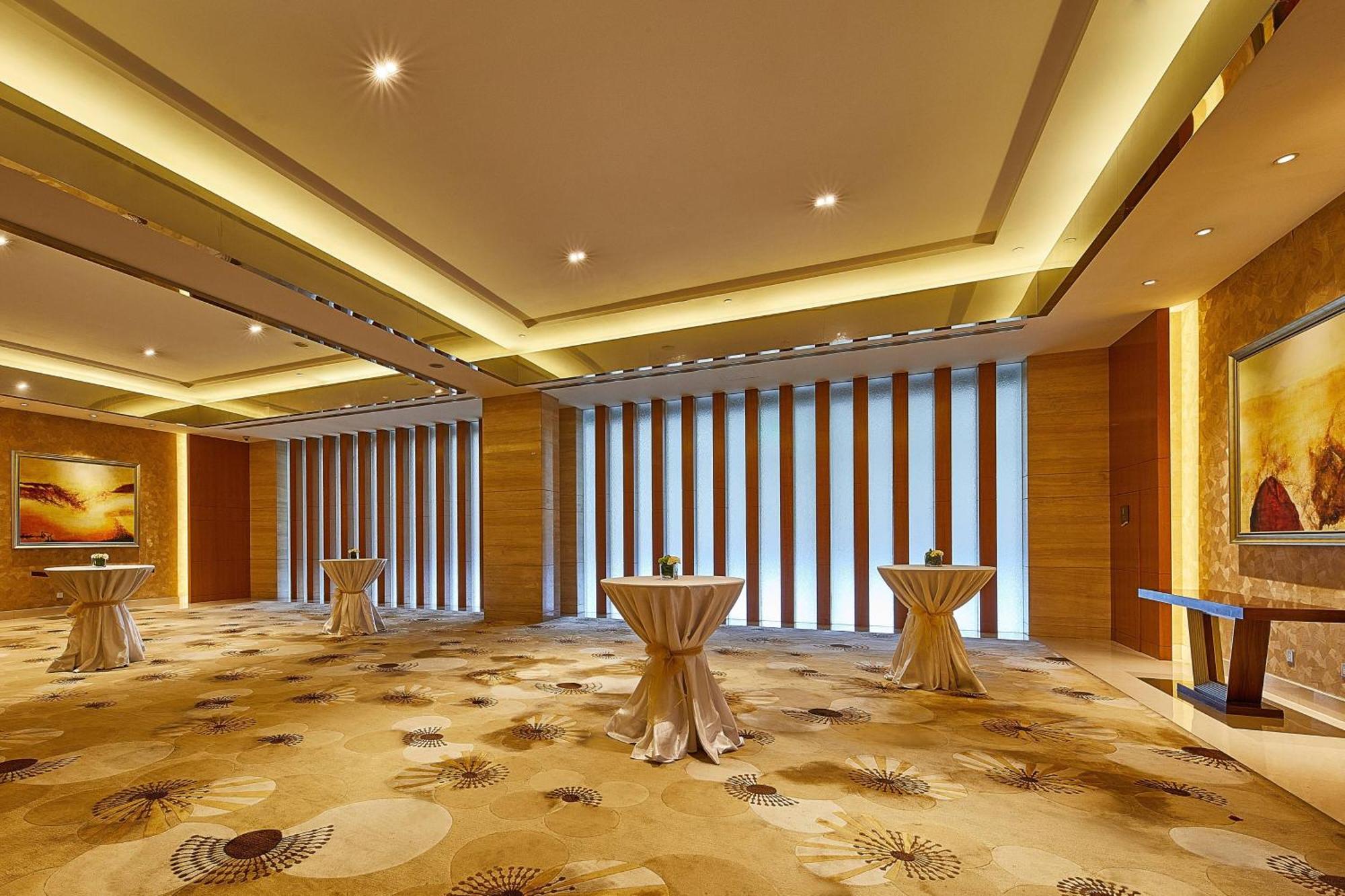 The Westin Nanjing Xuanwu Lake Esterno foto