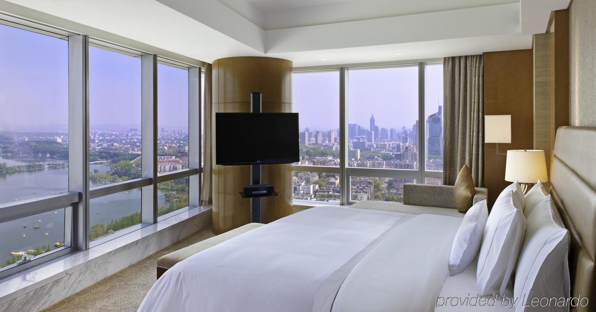 The Westin Nanjing Xuanwu Lake Esterno foto