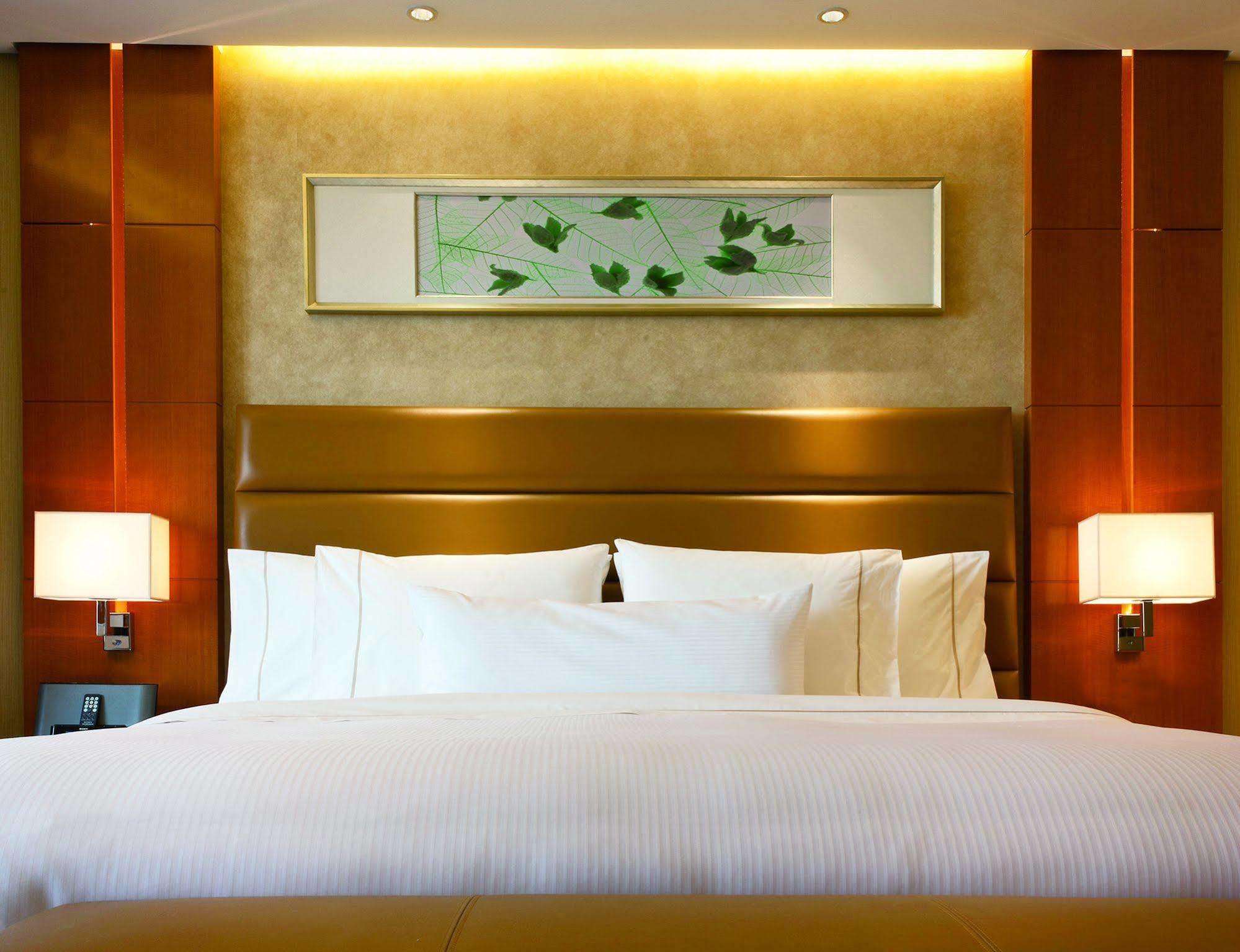 The Westin Nanjing Xuanwu Lake Esterno foto