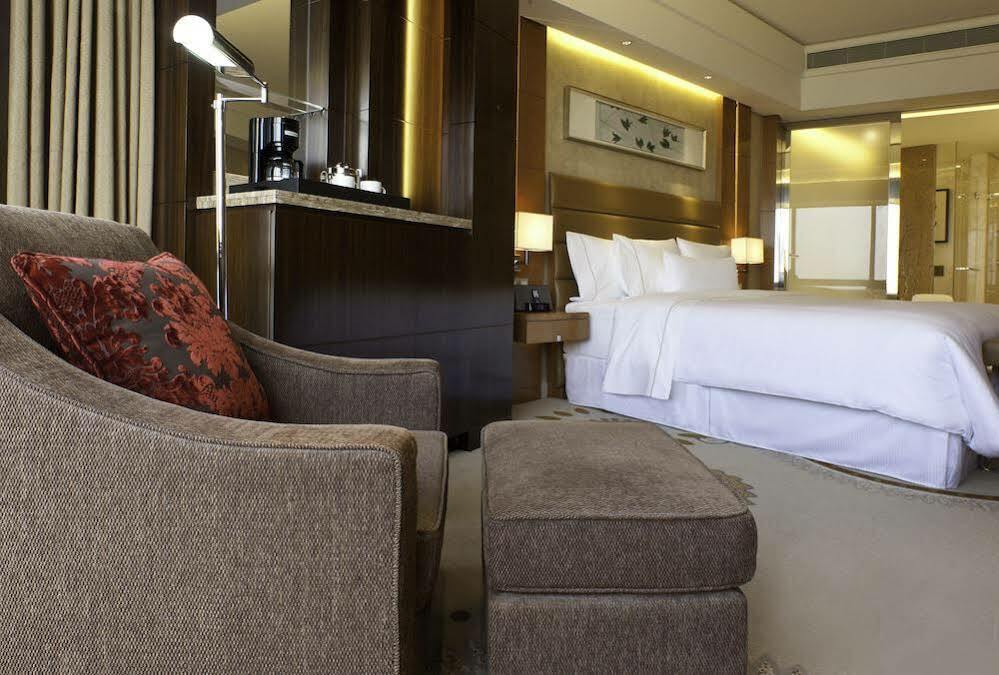 The Westin Nanjing Xuanwu Lake Esterno foto