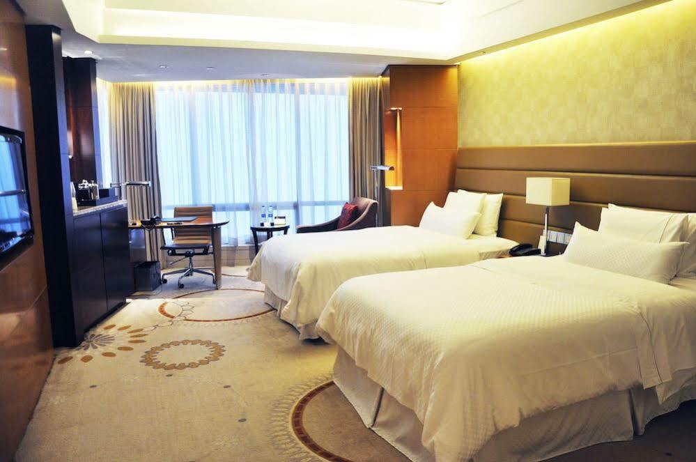 The Westin Nanjing Xuanwu Lake Esterno foto